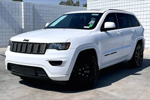 Photos of 2020 Jeep Grand Cherokee Altitude for sale in Redlands, CA at Redlands CDJR