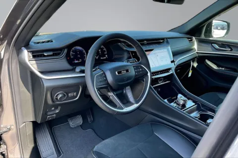 More photos of 2026 Jeep Grand Cherokee L Altitude at Redlands CDJR, CA