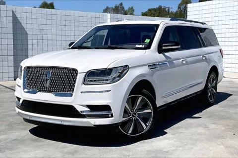 Photos of 2019 Lincoln Navigator L Reserve for sale in Redlands, CA at Redlands CDJR