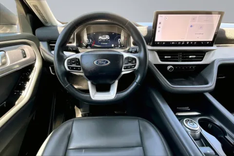 More photos of 2025 Ford Explorer Active at Redlands CDJR, CA