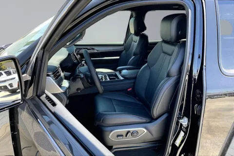 Another view of 2026 Jeep Grand Wagoneer L for sale in Redlands, CA at Redlands CDJR