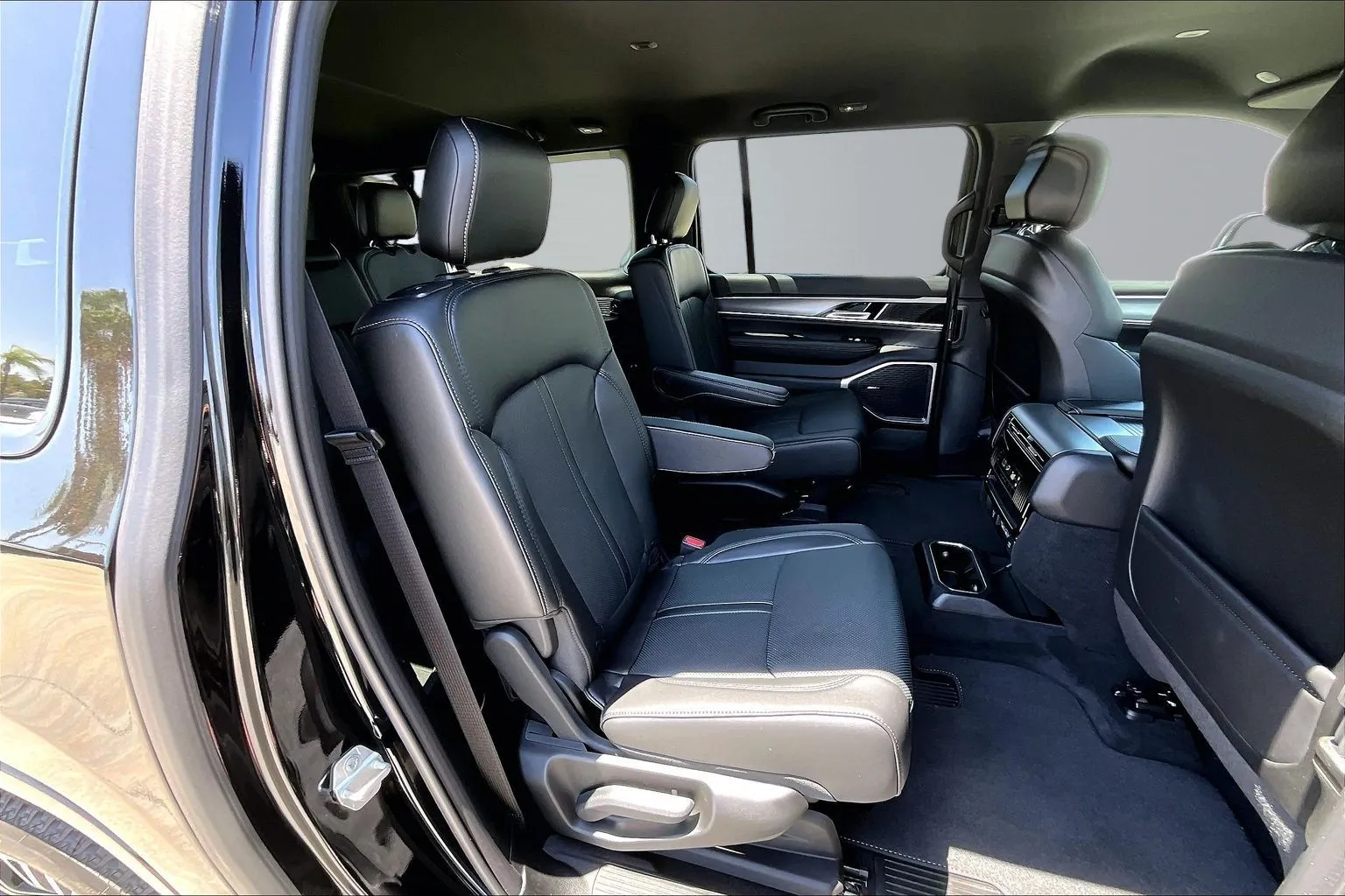 2026 Jeep Grand Wagoneer L Base - Photo 18