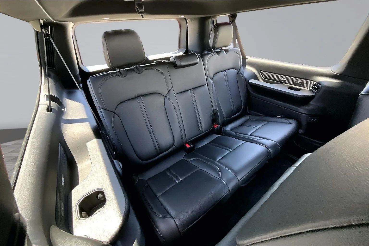 2026 Jeep Grand Wagoneer L Base - Photo 21