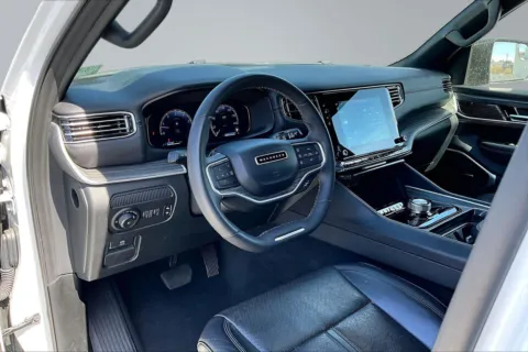More photos of 2024 Jeep Wagoneer L Series II at Redlands CDJR, CA