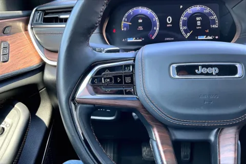 More photos of 2025 Jeep Grand Cherokee Summit at Redlands CDJR, CA