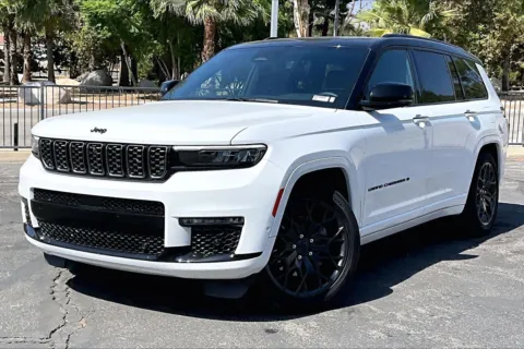 Photos of 2025 Jeep Grand Cherokee L Summit for sale in Redlands, CA at Redlands CDJR