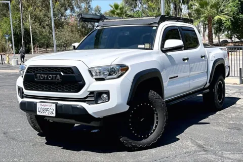 Photos of 2017 Toyota Tacoma TRD Off-Road for sale in Redlands, CA at Redlands CDJR