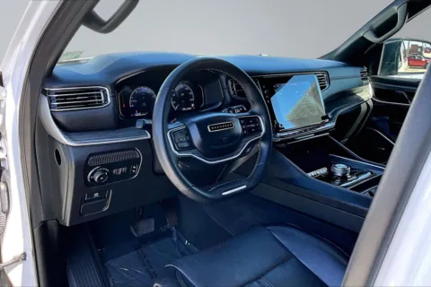 More photos of 2024 Jeep Wagoneer Series II at Redlands CDJR, CA