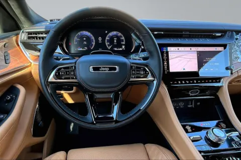 More photos of 2027 Jeep Grand Cherokee L Summit at Redlands CDJR, CA