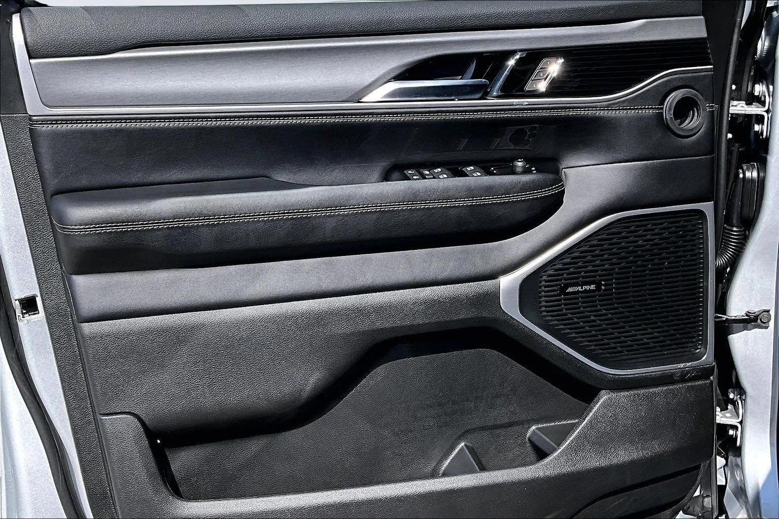 2026 Jeep Grand Wagoneer Base - Photo 13