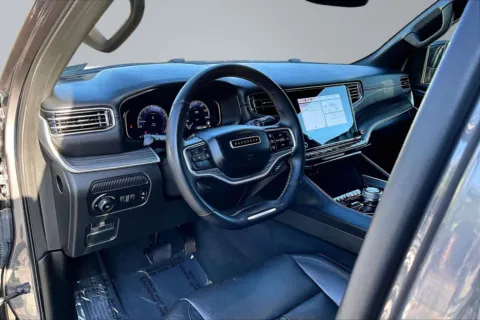 More photos of 2024 Jeep Wagoneer L Series II at Redlands CDJR, CA
