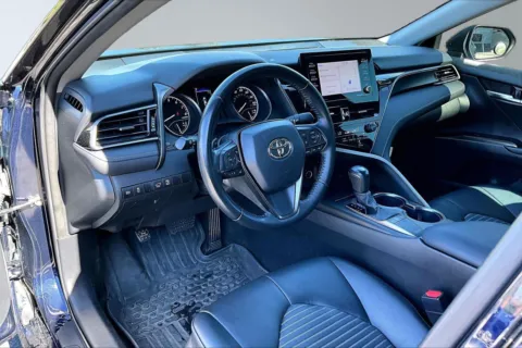 More photos of 2022 Toyota Camry SE at Redlands CDJR, CA