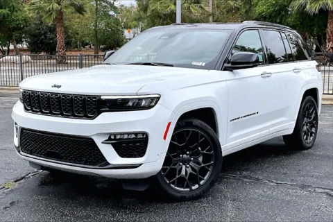 Photos of 2025 Jeep Grand Cherokee Summit for sale in Redlands, CA at Redlands CDJR
