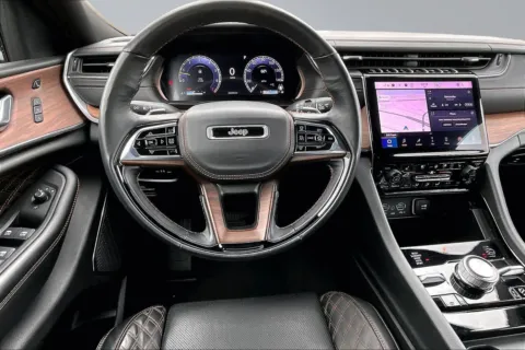 More photos of 2025 Jeep Grand Cherokee Summit at Redlands CDJR, CA