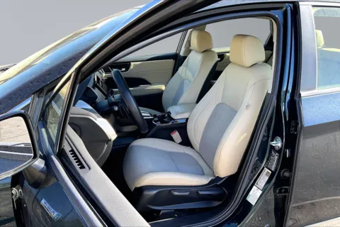 Another view of 2019 Honda Clarity Plug-In Hybrid for sale in Redlands, CA at Redlands CDJR