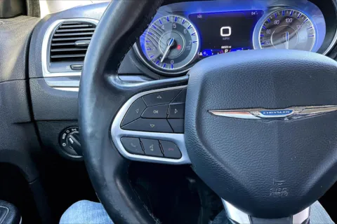 More photos of 2019 Chrysler 300 Touring at Redlands CDJR, CA