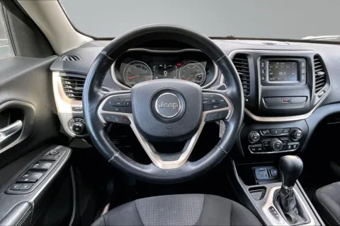 More photos of 2015 Jeep Cherokee Latitude at Redlands CDJR, CA