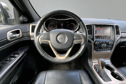 More photos of 2017 Jeep Grand Cherokee Limited at Redlands CDJR, CA