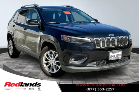 Black 2019 Jeep Cherokee Latitude for sale in Redlands, CA