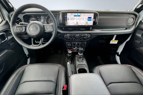 More photos of 2025 Jeep Gladiator Rubicon at Redlands CDJR, CA