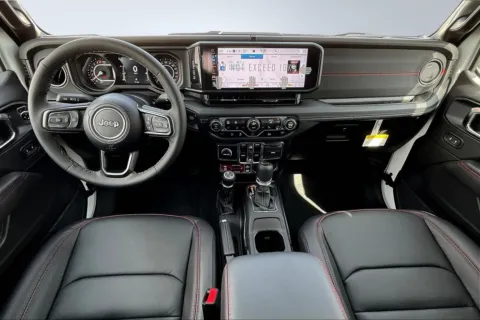 More photos of 2025 Jeep Gladiator Rubicon at Redlands CDJR, CA