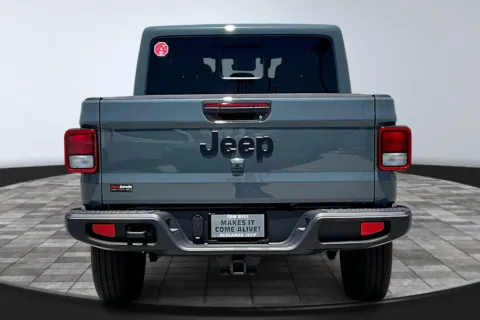 More photos of 2025 Jeep Gladiator Sport at Redlands CDJR, CA