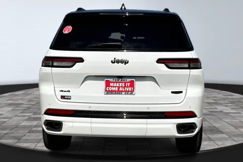More photos of 2025 Jeep Grand Cherokee L Summit at Redlands CDJR, CA