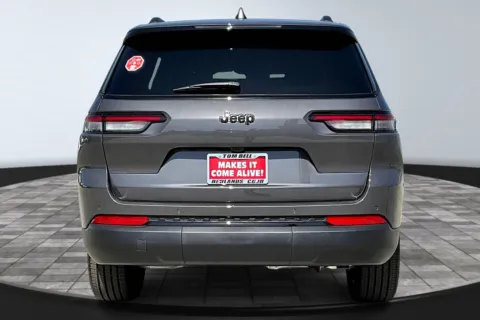 More photos of 2025 Jeep Grand Cherokee L Altitude at Redlands CDJR, CA