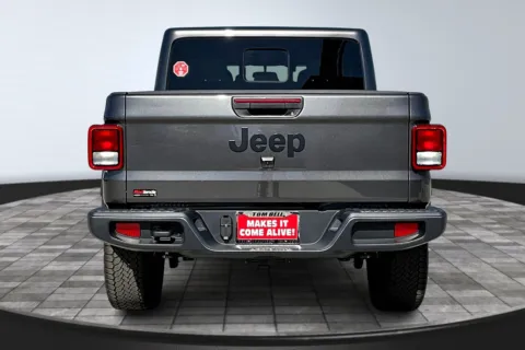 More photos of 2025 Jeep Gladiator Nighthawk at Redlands CDJR, CA