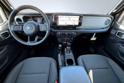 More photos of 2025 Jeep Gladiator Nighthawk at Redlands CDJR, CA