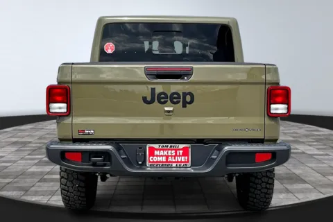 More photos of 2025 Jeep Gladiator Sport at Redlands CDJR, CA
