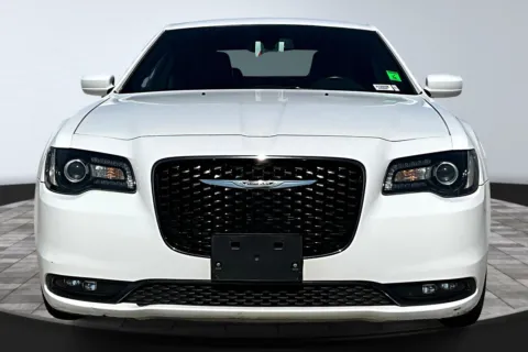 Another view of 2019 Chrysler 300 S for sale in Redlands, CA at Redlands CDJR