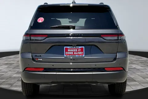 More photos of 2025 Jeep Grand Cherokee Altitude at Redlands CDJR, CA