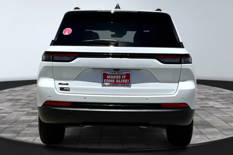 More photos of 2025 Jeep Grand Cherokee Altitude at Redlands CDJR, CA