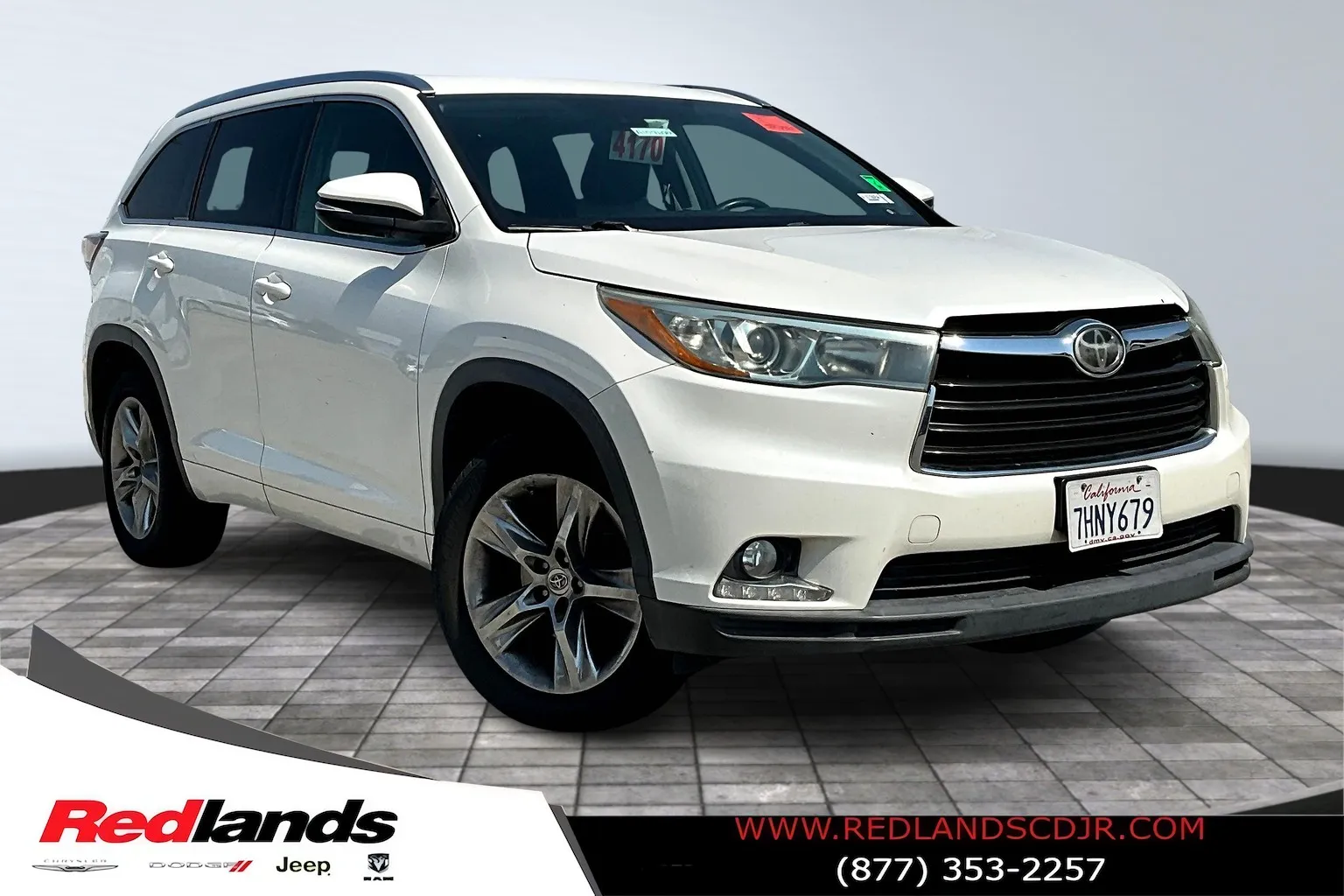 White 2015 Toyota Highlander Limited Platinum V6 for sale in Redlands, CA