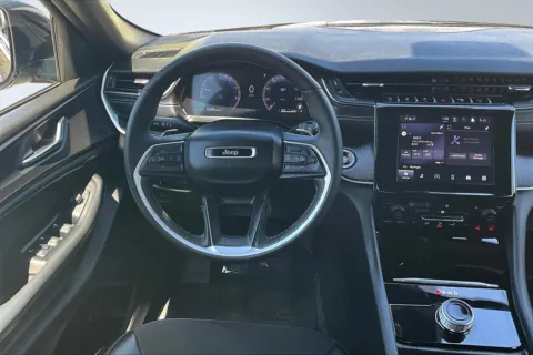 More photos of 2024 Jeep Grand Cherokee L Altitude at Redlands CDJR, CA