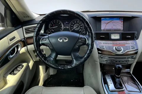 More photos of 2015 INFINITI Q70L 3.7X at Redlands CDJR, CA