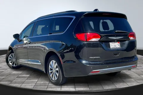 Photos of 2017 Chrysler Pacifica Touring L for sale in Redlands, CA at Redlands CDJR