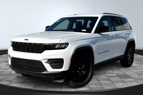 Photos of 2025 Jeep Grand Cherokee Altitude for sale in Redlands, CA at Redlands CDJR