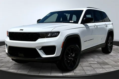 Photos of 2025 Jeep Grand Cherokee Altitude for sale in Redlands, CA at Redlands CDJR