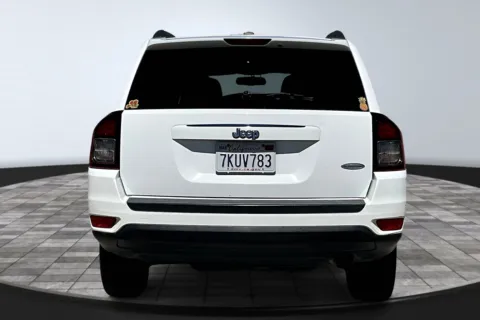 More photos of 2014 Jeep Compass Latitude at Redlands CDJR, CA