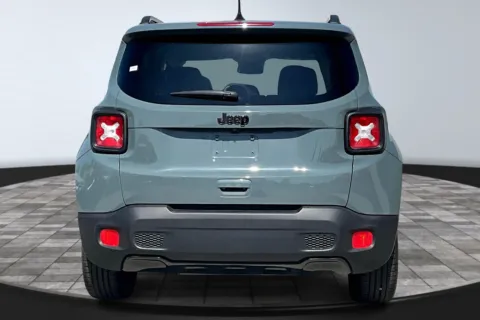 More photos of 2018 Jeep Renegade Altitude at Redlands CDJR, CA