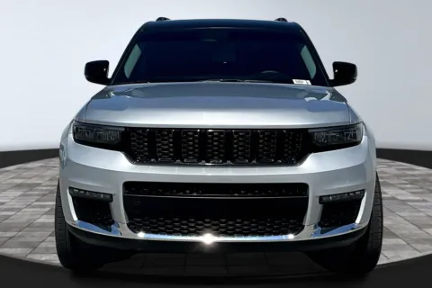 Another view of 2022 Jeep Grand Cherokee L Limited for sale in Redlands, CA at Redlands CDJR
