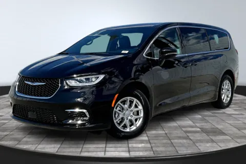 Photos of 2026 Chrysler Pacifica Select for sale in Redlands, CA at Redlands CDJR