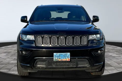 Another view of 2019 Jeep Grand Cherokee Altitude for sale in Redlands, CA at Redlands CDJR