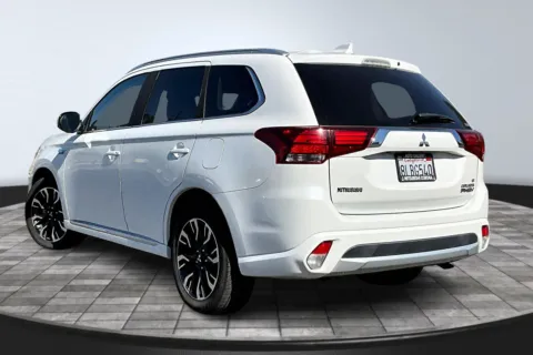 Photos of 2018 Mitsubishi Outlander PHEV SEL for sale in Redlands, CA at Redlands CDJR