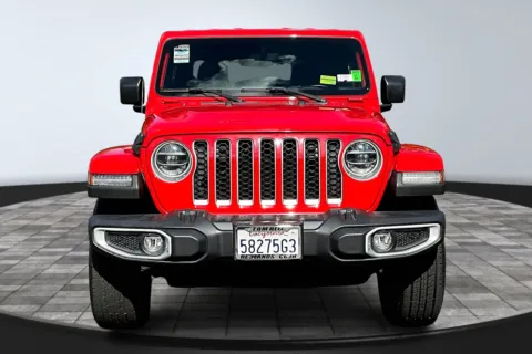 Another view of 2021 Jeep Gladiator Overland for sale in Redlands, CA at Redlands CDJR