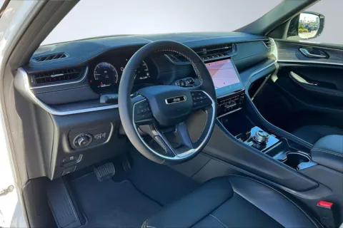 More photos of 2025 Jeep Grand Cherokee L Limited at Redlands CDJR, CA