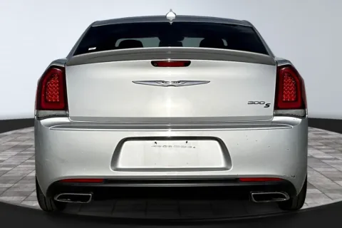 More photos of 2019 Chrysler 300 S at Redlands CDJR, CA