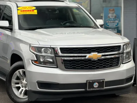 More photos of 2020 Chevrolet Suburban LT Sport Utility 4D at Best Car Finance – Auto Sales & Loans in Frankfort, IL